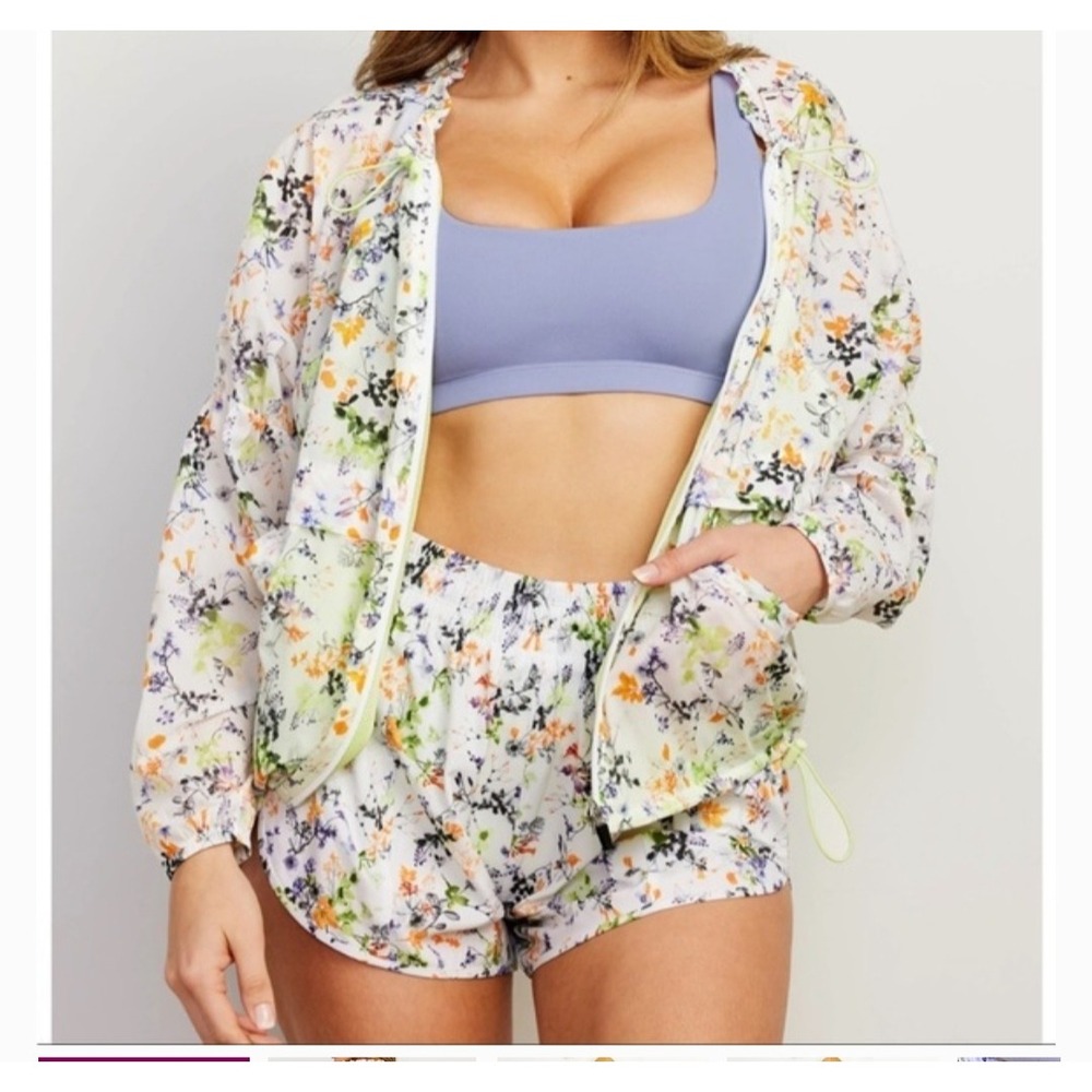 Stori 4 Rise Rain Jacket Runway‎ Sample In Bloom 2018 Zip Pockets Activewear NWT